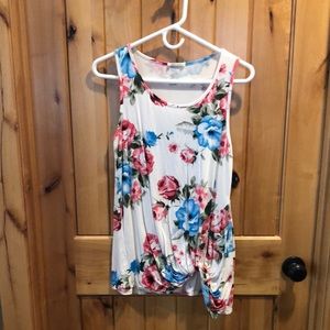 Women’s Sz S Twenty Second White Floral Tank w/ Knot